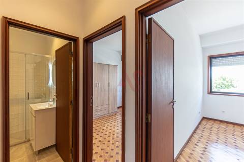Apartamento T3 Totalmente Renovado em Paranhos, Porto