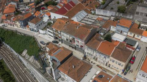 Apartamento T2 em Campanhã | Para remodelar | 215.000€