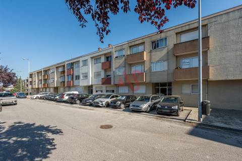 Apartamento T1 Renovado | Mobilado e Equipado | São Mamede de Infesta