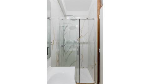 Apartamento T3+1 Remodelado no Bonfim, Porto