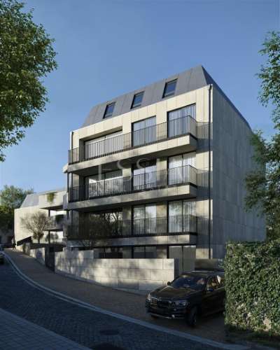 Apartamento T2 com Varanda no Serralves 239 em Lordelo do Ouro