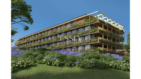 Apartamento T3 com Varanda e Vista Rio no Marina Douro