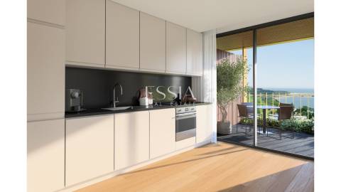 Apartamento T3 com Varanda e Vista Rio no Marina Douro