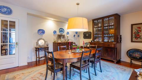 Moradia T3 na Foz Velha com logradouro 78 m2