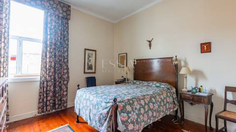 Moradia T3 na Foz Velha com logradouro 78 m2
