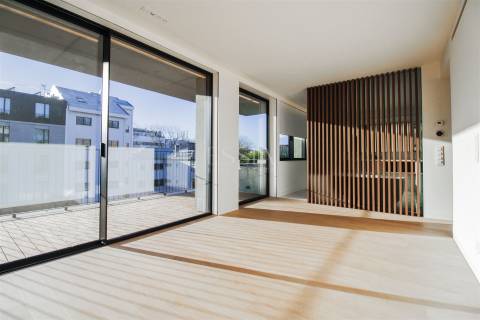 Penthouse T4 Duplex com Rooftop na Foz do Douro