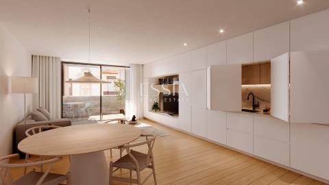 Apartamento T3 com Garagem em Paranhos