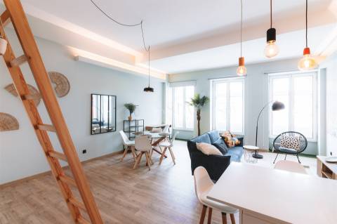 Loft T1 em Mezzanine Mobilado e Equipado | com Licença AL  - Centro do Porto