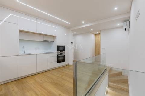 Estúdio/Apartamento TO Duplex | Centro da Baixa do Porto