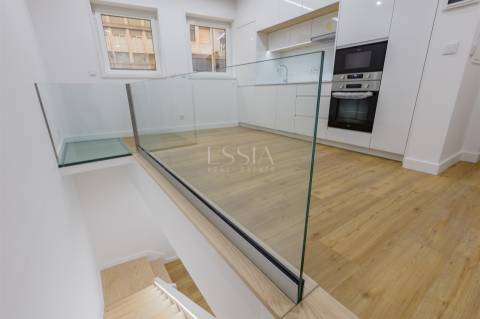 Estúdio/Apartamento TO Duplex | Centro da Baixa do Porto