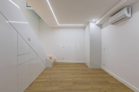 Estúdio/Apartamento TO Duplex | Centro da Baixa do Porto