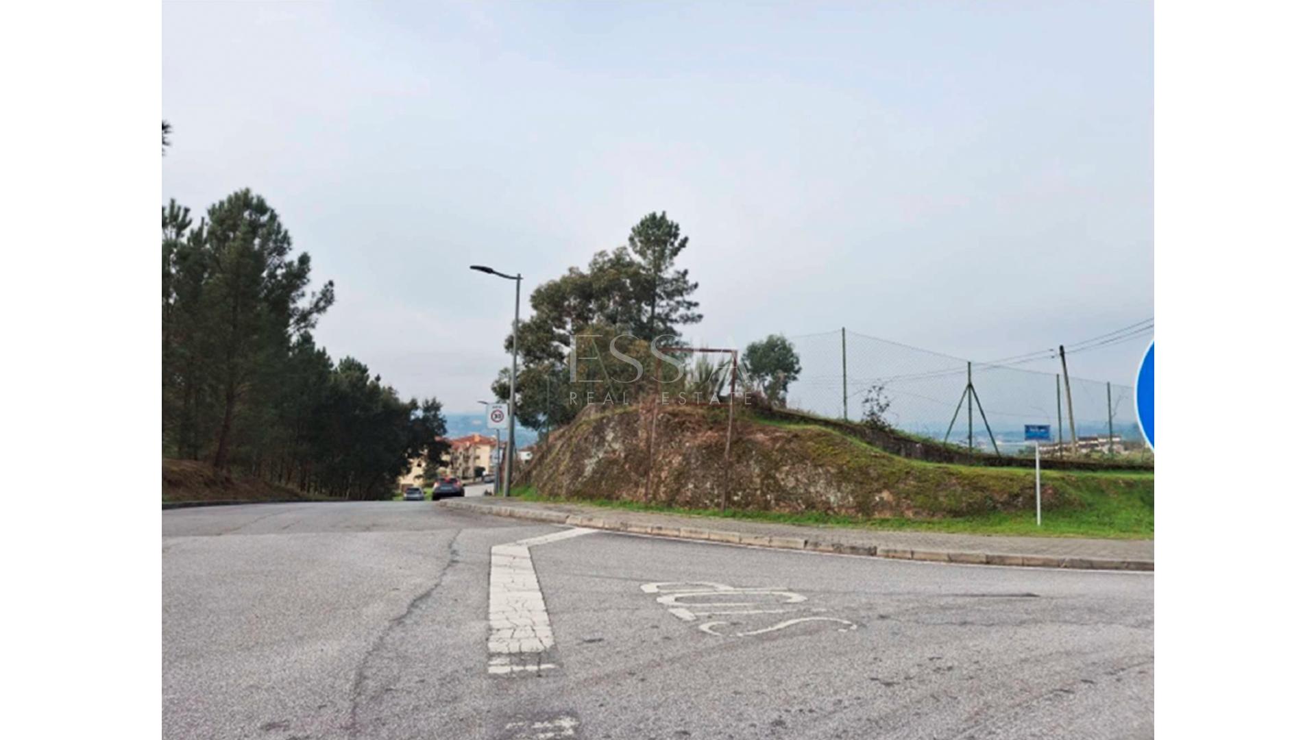 Terreno em Zona Nobre de Amarante com PIP Aprovado para Unidade de Saúde