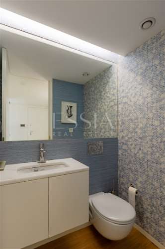 Apartamento T1 Mobilado com Terraço e Vista Mar na Foz