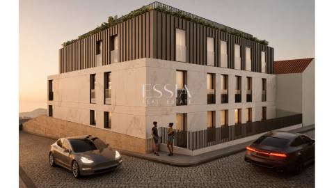 Apartamento T3 com Varanda em Leça da Palmeira