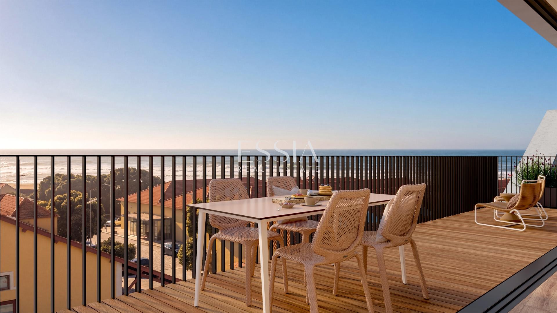 Apartamento T3 com Varanda em Leça da Palmeira