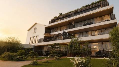 Apartamento T3 com Terraço em Leça da Palmeira
