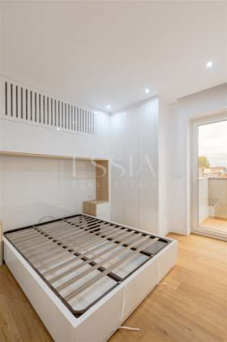 Apartamento T2 com Terraço | Centro da Baixa do Porto