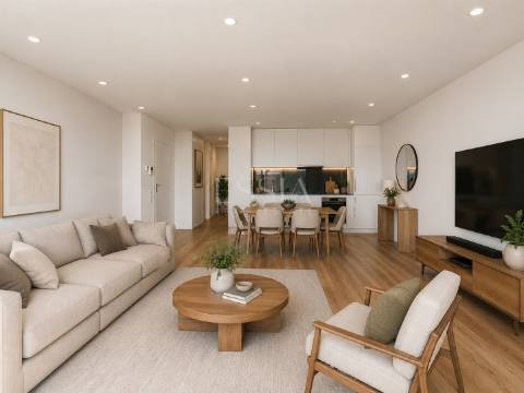 Apartamento T3 com varandas próximo ao mar em Canidelo, Vila Nova Gaia