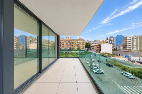 Apartamento T3 com Varanda no Varandas do Foco