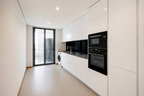Apartamento T3 com Varanda no Varandas do Foco