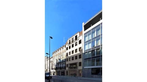 T2 Novo com Varanda no Centro Histórico | Porto