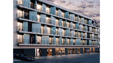 Apartamento T0 com garagem no CC FLATS