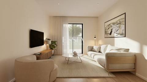 Apartamento T0 com garagem no CC FLATS