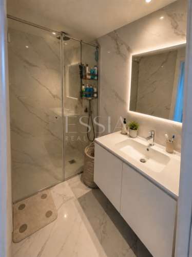 Apartamento T2 com Varanda em Campanhã
