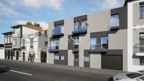 Apartamento T3 com Varandas no Bonfim, Porto