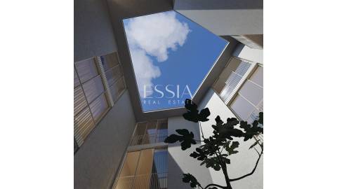 Apartamento T3 Duplex no Egas Moniz 209