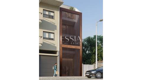 Apartamento T3 com Varanda no OAK Porto