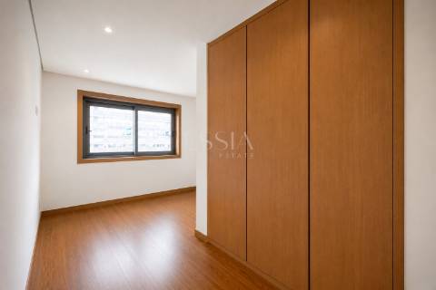 Apartamento T4 com Varanda no Varandas do Foco