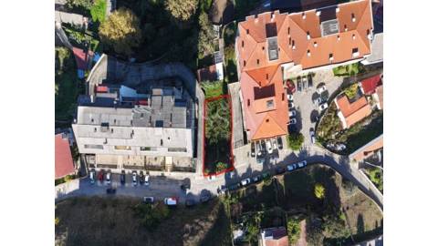 Terreno com PIP Aprovado para Construção em Oliveira do Douro