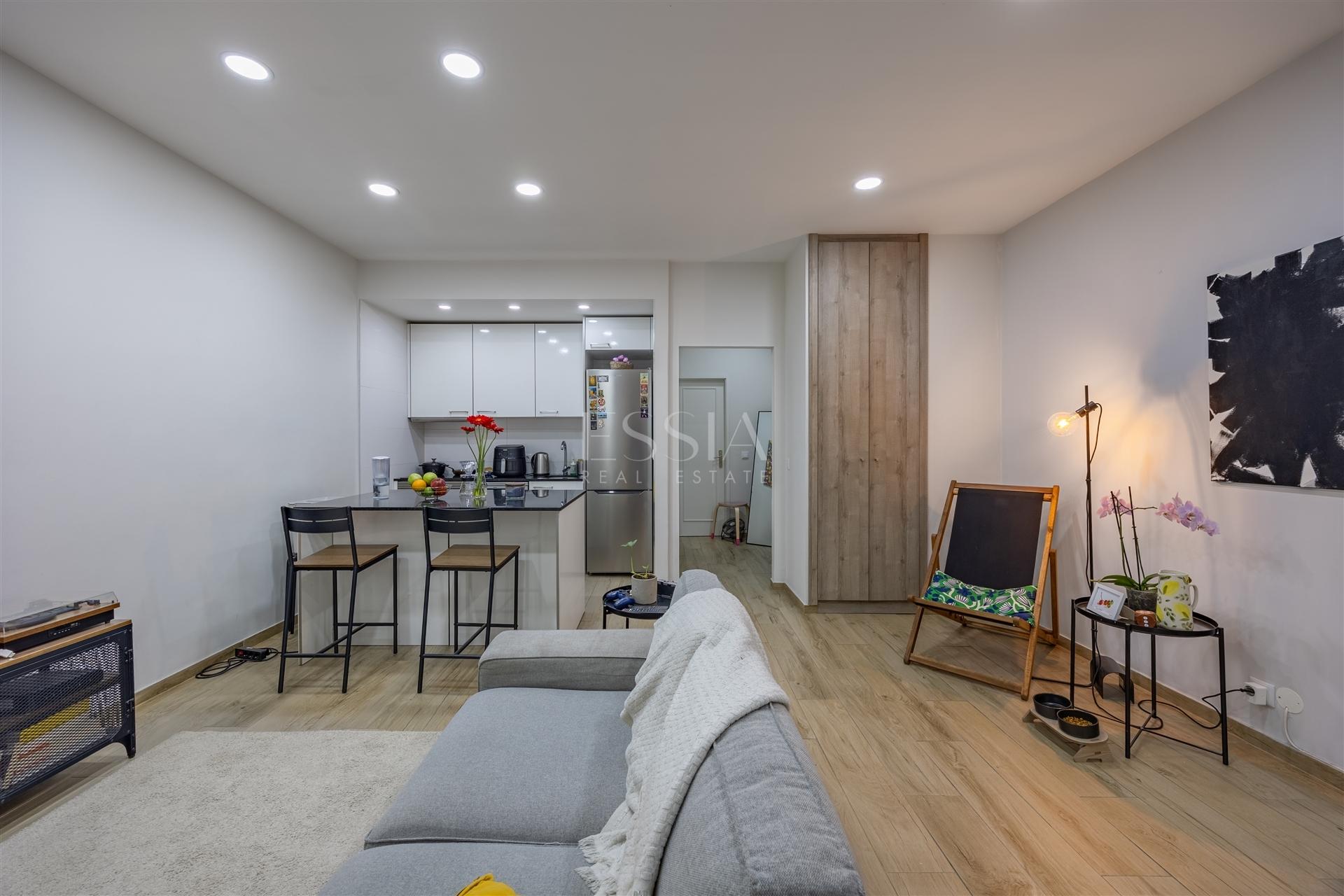 Apartamento T1 Remodelado no Bonfim, Porto