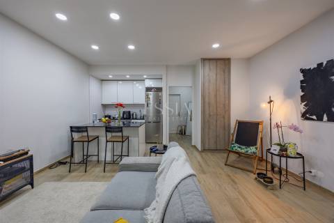 Apartamento T1 Remodelado no Bonfim, Porto