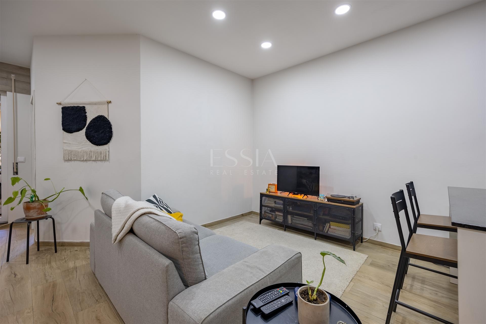 Apartamento T1 Remodelado no Bonfim, Porto