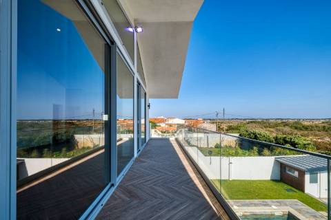 Moradia T5 Isolada - Costa Nova
