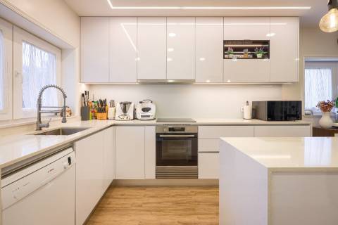 Moradia T5 Isolada em São Bernardo - Aveiro