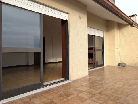 Apartamento T3 com Terraços a Poente - Águeda Centro