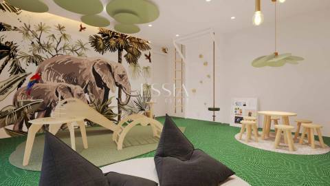 Apartamento T4 com Varanda