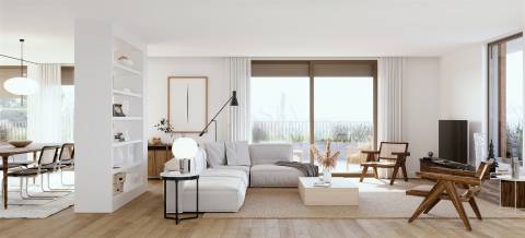 Apartamento T4 com Varanda