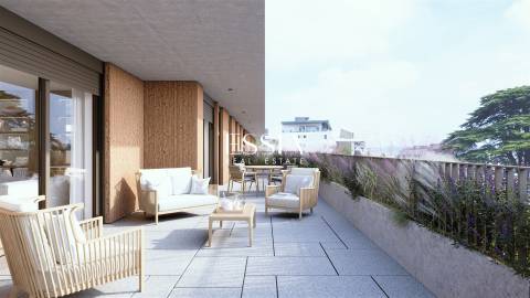 Apartamento T3 com Varanda
