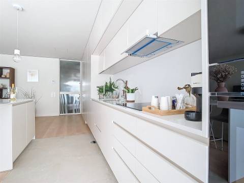 Apartamento T3 com Vista Mar em Canidelo, Vila Nova de Gaia