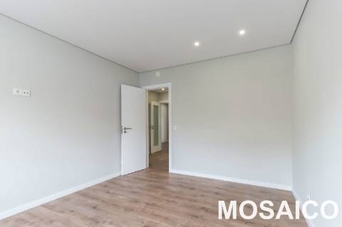 Apartamento T2+1 Venda em Oliveira do Douro,Vila Nova de Gaia