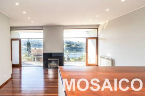 Moradia Geminada T4+1 Venda em Gondomar (São Cosme), Valbom e Jovim,Gondomar