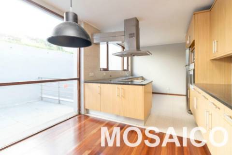 Moradia Geminada T4+1 Venda em Gondomar (São Cosme), Valbom e Jovim,Gondomar