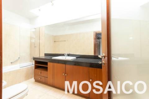 Moradia Geminada T4+1 Venda em Gondomar (São Cosme), Valbom e Jovim,Gondomar