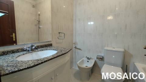 Apartamento T3 DUPLEX Venda em Mafamude e Vilar do Paraíso,Vila Nova de Gaia