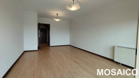 Apartamento T3 DUPLEX Venda em Mafamude e Vilar do Paraíso,Vila Nova de Gaia