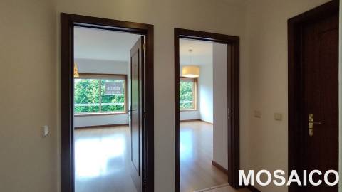 Apartamento T3 DUPLEX Venda em Mafamude e Vilar do Paraíso,Vila Nova de Gaia